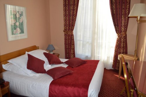 Hotel 6 VH 4, Paříž - letecky, 4 dny