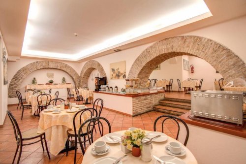 Hotel Corona 3, Řím - letecky, 4 dny