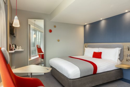 Hotel Holiday Inn Express 3, Dublin - letecky, 4 dny