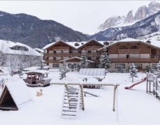 Sella Ronda & Dependance Serenella
