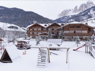 Sella Ronda & Dependance Serenella