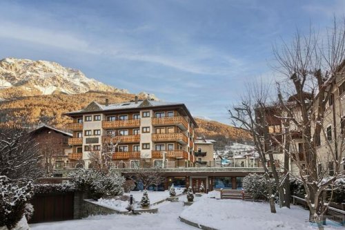 Hotel Rezia SKI