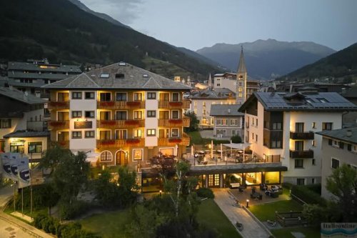 Hotel Rezia SKI