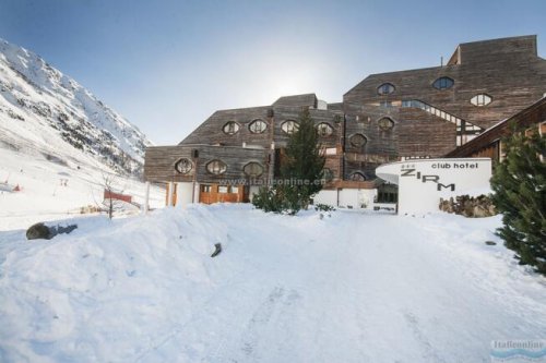 Blu Senales Active & Family Resort SKI