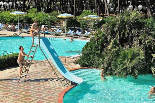 Hotel Ausonia