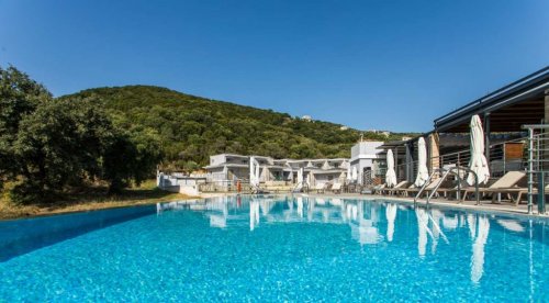 Aqua Oliva Suites