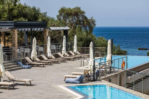 Aqua Oliva Suites