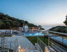 Aqua Oliva Suites