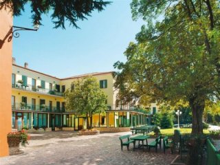 Park Hotel Jolanda Park Hotel Jolanda