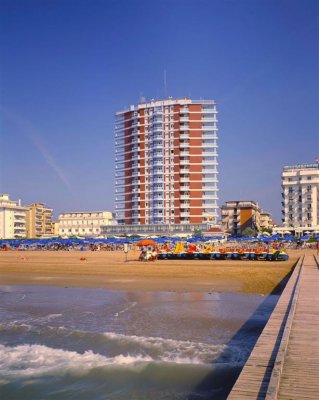 Hotel Caravelle