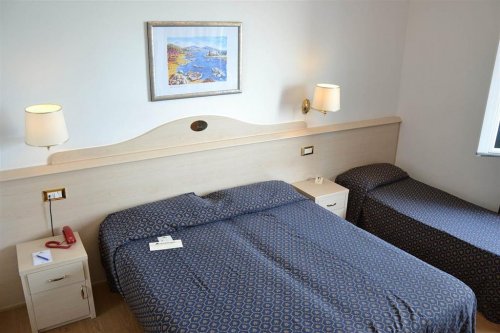 Hotel Caravelle