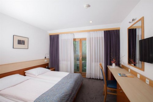 Hotel Jezero