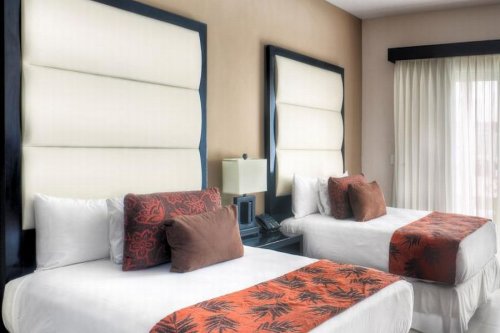 AZUL FIVES HOTEL 5