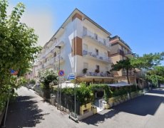 Hotel Cirene
