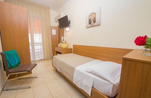 Hotel Mediterraneo (Cattolica)