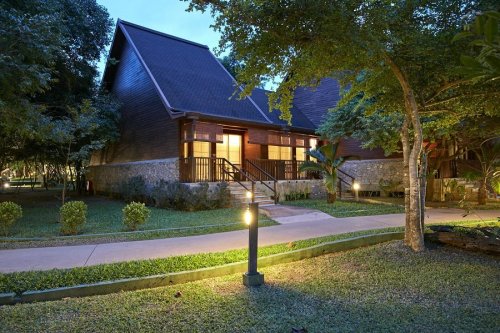 THE PARADISE RESORT AND SPA 4