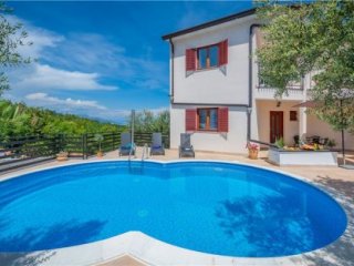 Apartmánový dům Lara
