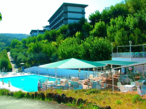 Hotel Capo Est