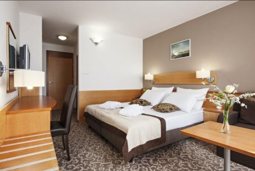 Wellness pobyt s dopravou a polopenzí ve slavných Terme 3000 – Hotel Termal
