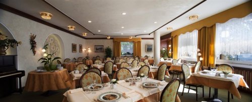 5denní zájezd s dopravou, polopenzí a skipasem v ceně – hotel Miralago