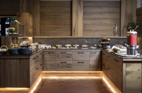 Ariston