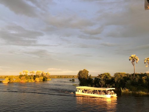 Victoria Falls & Chobe NP & delta Okavanga