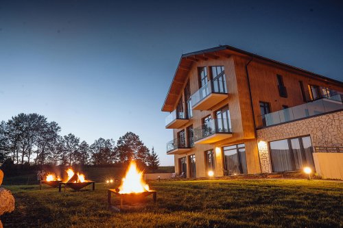 Lake Hill Resort & Spa