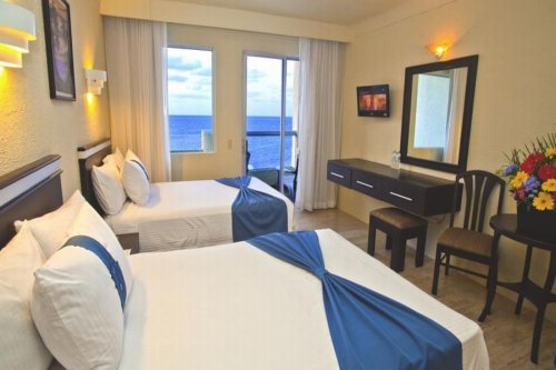 AQUAMARINA BEACH CANCÚN 4