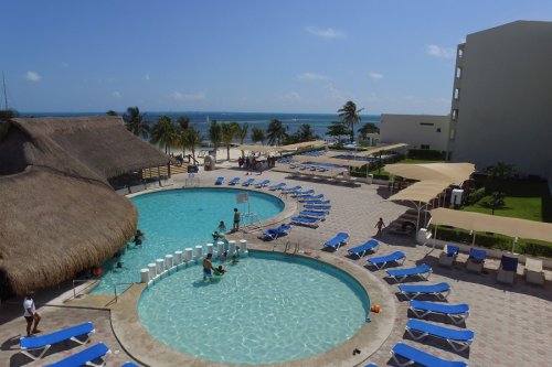 AQUAMARINA BEACH CANCÚN 4