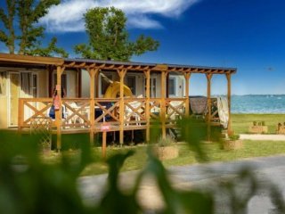 Kemp Balatontourist Füred (mobilhomy) Kemp Balatontourist Füred (mobilhomy)