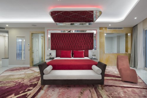 Granada Luxury Beach