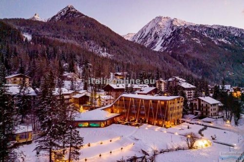 Hotel Au Charmant Petit Lac SKI