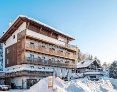 Hotel Chalet Caminetto SKI