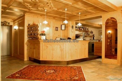 Hotel Corona SKI