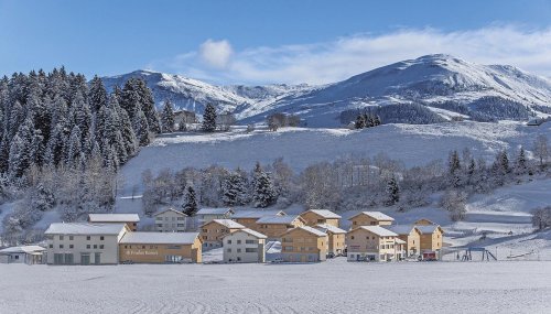 Pradas Resort