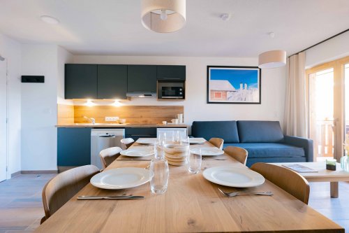 Residence Arya Living Stone