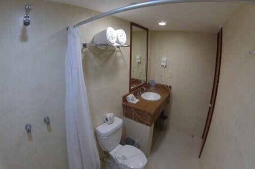 HOTEL DOS PLAYAS FARANDA CANCUN 3