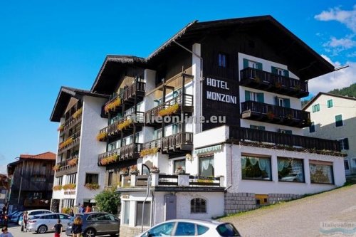 Hotel Monzoni SKI