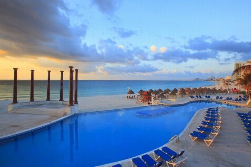 KRYSTAL CANCUN 4