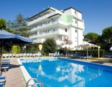 Hotel Old River