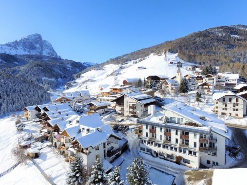 5denní zájezd s dopravou a polopenzí v ceně – hotel Putia