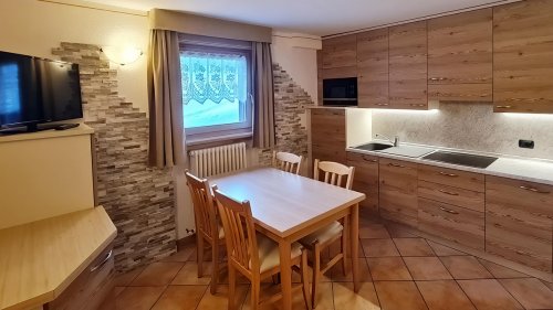 Chalet Sunflower