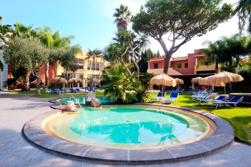 Hotel La Reginella s bazénem