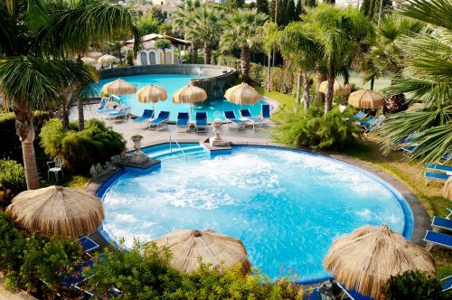 Hotel La Reginella s bazénem