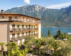 Hotel Garda Bellevue