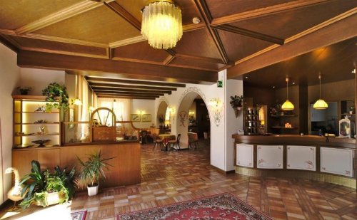 6denní zájezd (denní přejezd) s dopravou, polopenzí a skipasem v ceně – hotel Nevada