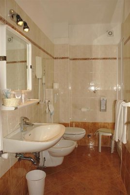 6denní zájezd (denní přejezd) s dopravou, polopenzí a skipasem v ceně – hotel Nevada