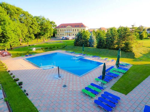 Hotel Park Hokovce s autobusovou dopravou