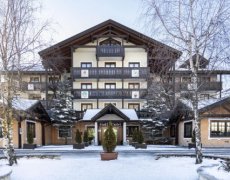 Golf Hotel