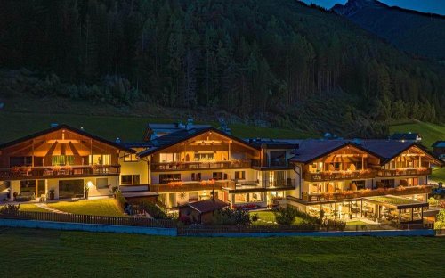 Hotel Martinshof S - St. Johann - Valle Aurina